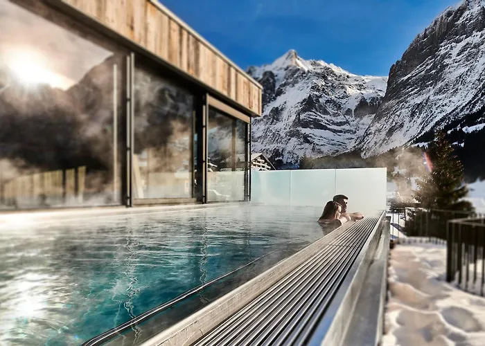 Hotel with pool: Hotel Spinne Grindelwald
